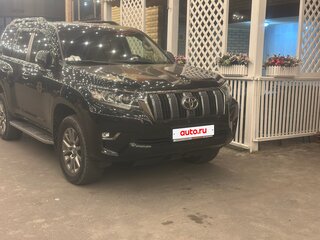 2018 Toyota Land Cruiser Prado 150 Series Рестайлинг 2, чёрный, 6650000 рублей, вид 2