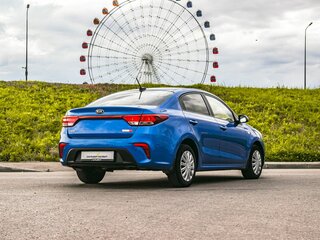 2017 Kia Rio IV, синий, 1130000 рублей, вид 2