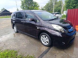 2012 Toyota ISis I Рестайлинг, чёрный, 1450000 рублей, вид 3