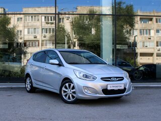 2014 Hyundai Solaris I, серебристый, 770000 рублей, вид 3