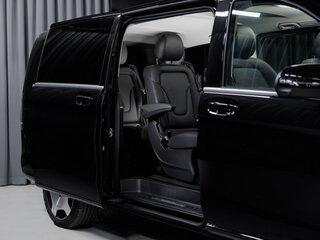 2025 Mercedes-Benz V-Класс Extra Long 300 d экстра длинный III (W447) Рестайлинг 2, чёрный, 17375700 рублей, вид 5