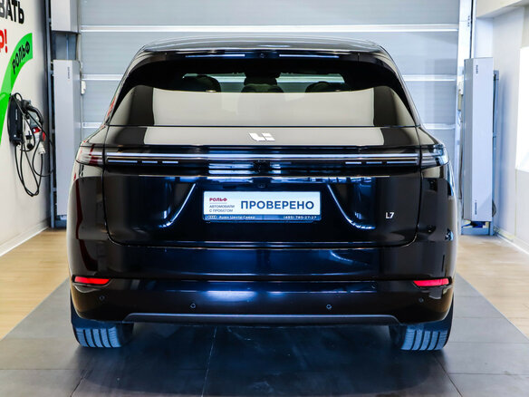 2025 Li Auto (Lixiang) L7 52.3 kWh I Рестайлинг, чёрный, 7600000 рублей - вид 4