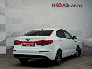 2016 Kia Rio III Рестайлинг, белый, 1000000 рублей, вид 4