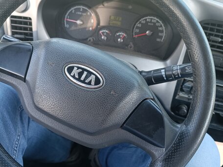 2012 Kia Bongo, белый, 230000 рублей, вид 5