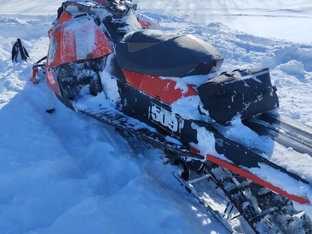 2011 BRP Ski-Doo Summit 800, красный, 500000 рублей, вид 2
