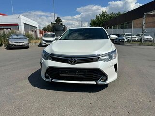 2015 Toyota Camry VII (XV50) Рестайлинг, белый, 1950000 рублей, вид 1