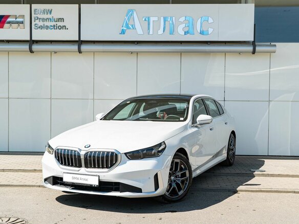 2024 BMW 5 серии Long 530Li xDrive VIII (G60/G61/G68), белый, 7990000 рублей