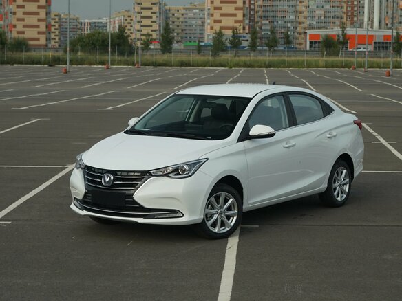 2024 Changan Alsvin, белый, 1959900 рублей - вид 3