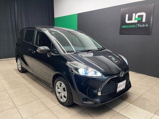 2021 Toyota Sienta II Рестайлинг, чёрный, 1415000 рублей, вид 1