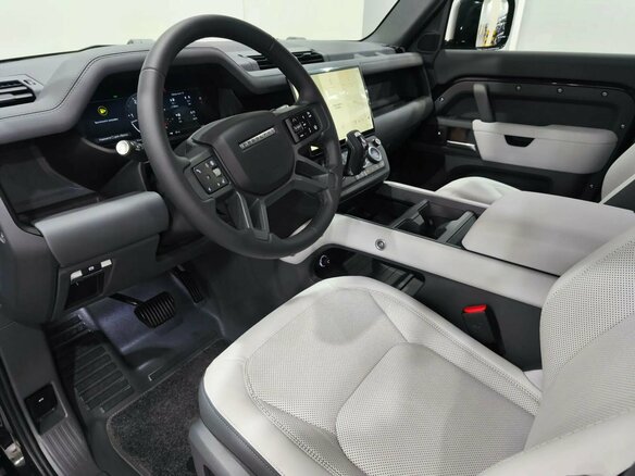 2026 Land Rover Defender 110 II, чёрный - вид 9