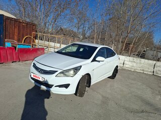 2016 Hyundai Solaris I Рестайлинг, белый, 550000 рублей, вид 4