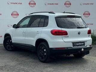 2015 Volkswagen Tiguan I Рестайлинг, белый, 1229000 рублей, вид 3