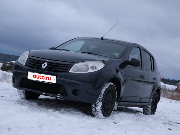 2010 Renault Sandero I, серый, 399000 рублей