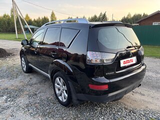 2008 Mitsubishi Outlander II, чёрный, 950000 рублей, вид 4