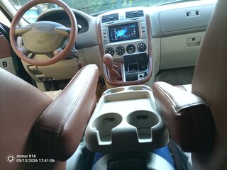 2005 Kia Carnival I Рестайлинг, зелёный, 650000 рублей, вид 2