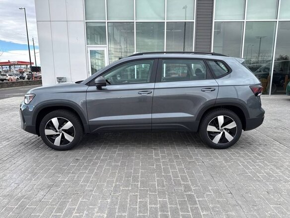 2026 Volkswagen Taos I Рестайлинг, серый, 5485527 рублей - вид 3