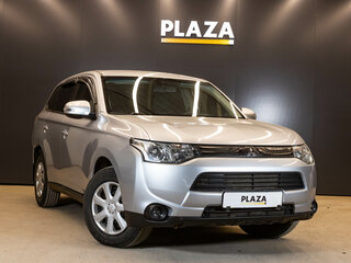 2013 Mitsubishi Outlander III, серебристый, 1125000 рублей, вид 2