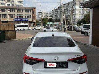 2022 Honda Civic XI, белый, 2070000 рублей, вид 5