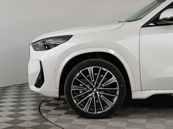 2025 BMW X1 Long 25Li xDrive III (U11/U12), белый, 6200000 рублей - вид 6