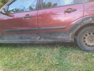 2000 Ford Focus I, пурпурный, 90000 рублей, вид 3