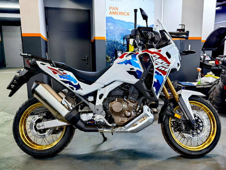 2025 Honda CRF 1100L Africa Twin, белый, 2375000 рублей, вид 1