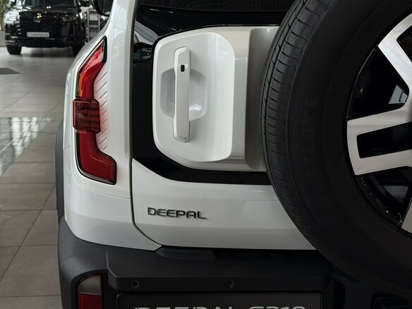 2025 Changan Deepal G318 I, белый - вид 18