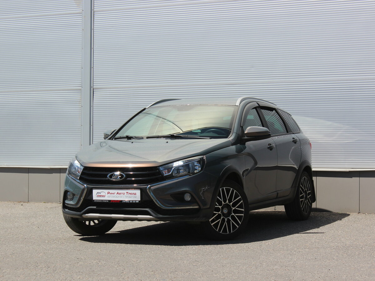 Открыть фотографии: Lada (ВАЗ) Vesta I