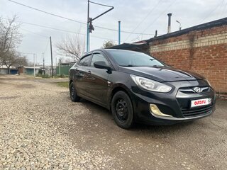 2012 Hyundai Solaris I, чёрный, 780000 рублей, вид 2