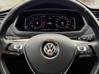 2020 Volkswagen Tiguan Allspace II, белый, 3300000 рублей, вид 4