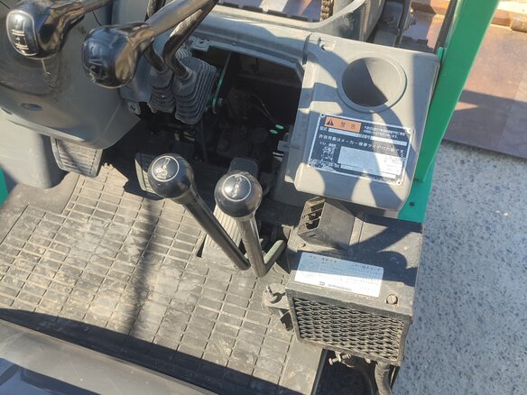 2007 Mitsubishi FG, зелёный, 500000 рублей - вид 5