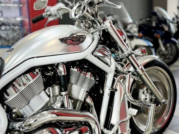 2003 Harley-Davidson V-Rod, серебристый, 1190000 рублей - вид 9