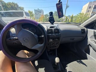 2005 Hyundai Accent ТагАЗ II, серебристый, 300000 рублей, вид 4