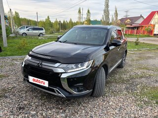 2019 Mitsubishi Outlander III Рестайлинг 3, чёрный, 2000000 рублей, вид 1