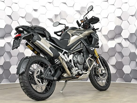 2025 Triumph Tiger 1200, серый - вид 6