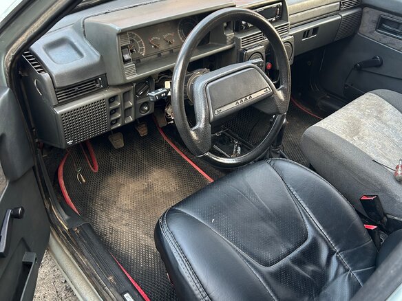 2005 Lada (ВАЗ) 21093i, жёлтый, 75000 рублей - вид 3
