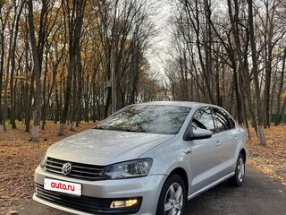2016 Volkswagen Polo V Рестайлинг, серебристый, 1100000 рублей, вид 1