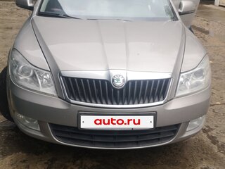 2011 Skoda Octavia II (A5) Рестайлинг, серебристый, 750000 рублей, вид 1