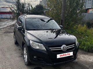 2011 Volkswagen Tiguan I, чёрный, 780000 рублей, вид 2