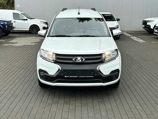 2026 Lada (ВАЗ) Largus I Рестайлинг, белый, 1792000 рублей, вид 2