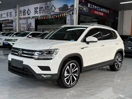 Volkswagen Tharu I