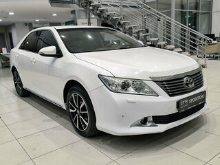 2012 Toyota Camry VII (XV50), белый, 1299000 рублей, вид 3