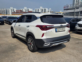 2021 Kia Seltos I, белый, 1790000 рублей, вид 3