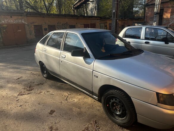2004 Lada (ВАЗ) 2112, серебристый, 140000 рублей - вид 1