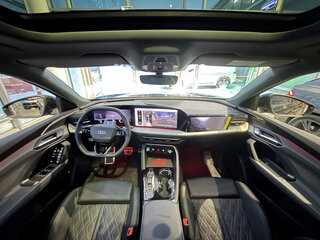 2026 Audi Q5 L III (GU), чёрный, 6600000 рублей, вид 3