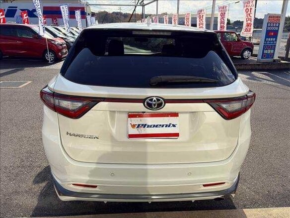 2018 Toyota Harrier III (XU60) Рестайлинг, белый - вид 5