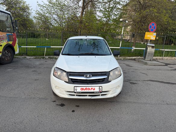 2017 Lada (ВАЗ) Granta I, белый, 350000 рублей