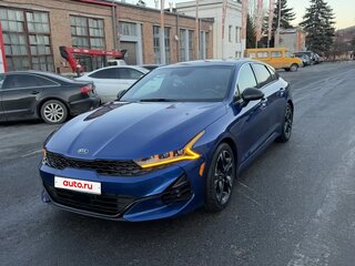 2021 Kia K5 III, синий, 2270000 рублей, вид 1
