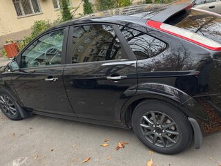 2011 Ford Focus II Рестайлинг, чёрный, 680000 рублей, вид 5