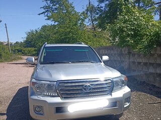 2011 Toyota Land Cruiser 200 Series, серый, 4000000 рублей, вид 2