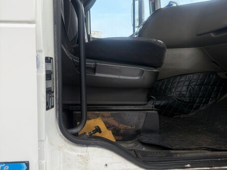 2012 DAF XF, белый, 2100000 рублей, вид 2